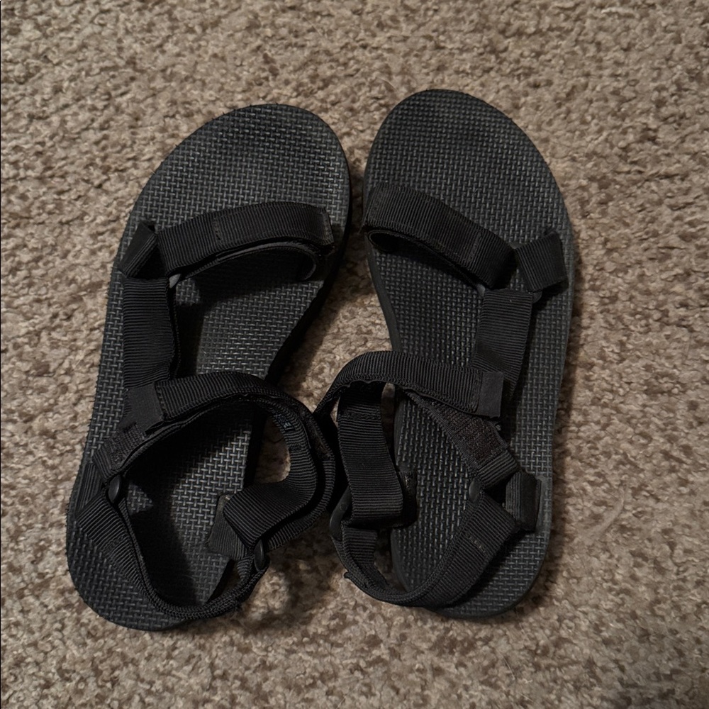 Platform Teva Black Sandals